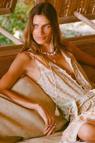 sweet-nothings-sleeveless-blouse